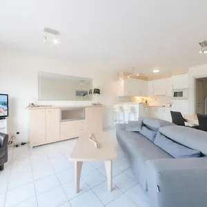 https://apartment-residentie-helvetia.hotelsghent.com