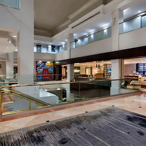 Hotel Marriott At The Brooklyn Bridge, New York